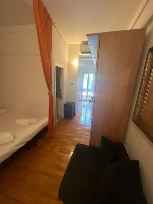 Apartman Over The Roman Ruins